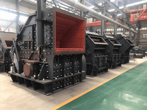 顎式破碎機和反擊式破碎機有區(qū)別在哪？各自有什么...